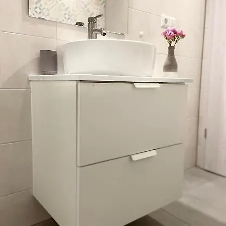 Zare Apartment
