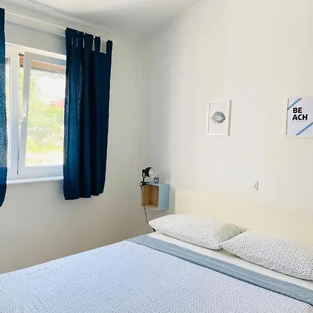Apartment Zare Banjol