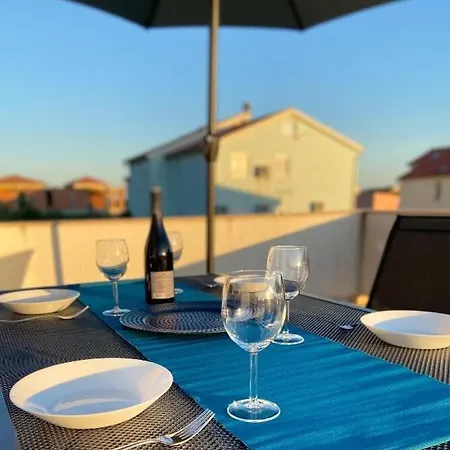 Apartment Zare Banjol